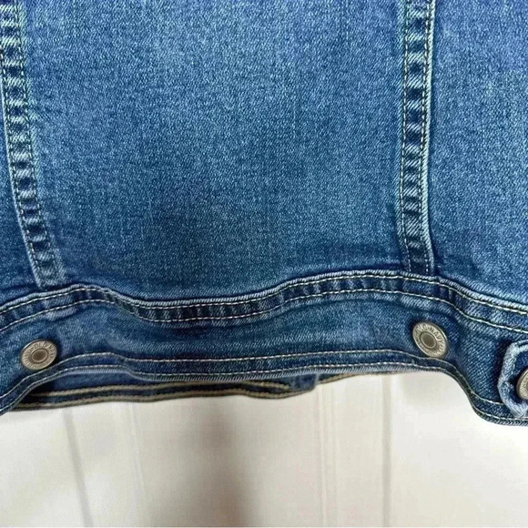 Old Navy Jean Jacket Distressed Size Small - Picture 16 of 16